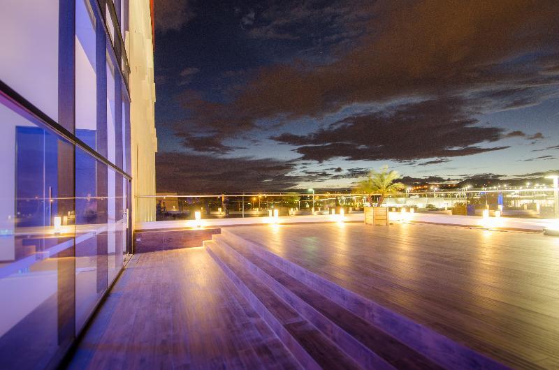 Ramada Encore By Wyndham Puebla Exterior photo